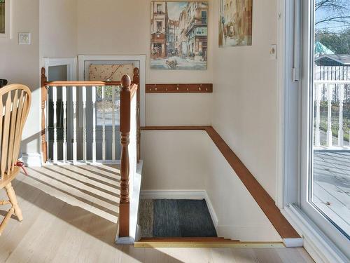 Staircase - 93 5E Avenue, L'Épiphanie, QC - Indoor Photo Showing Other Room