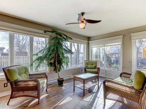 Solarium - 1951 Rue De Bedford, Saint-Bruno-De-Montarville, QC - Indoor Photo Showing Living Room