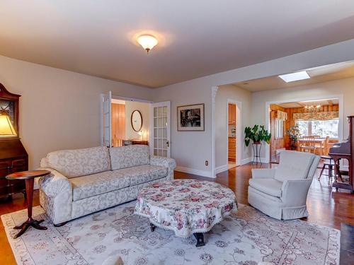 Salon - 1951 Rue De Bedford, Saint-Bruno-De-Montarville, QC - Indoor Photo Showing Living Room With Fireplace