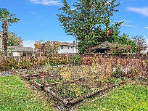 1870 Doney Rd, Central Saanich, BC 