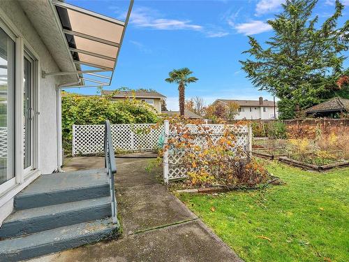 1870 Doney Rd, Central Saanich, BC 