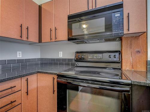 201-599 Pandora Ave, Victoria, BC - Indoor Photo Showing Kitchen