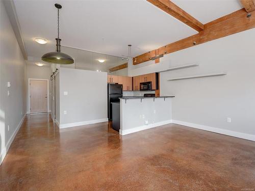 201-599 Pandora Ave, Victoria, BC - Indoor Photo Showing Kitchen