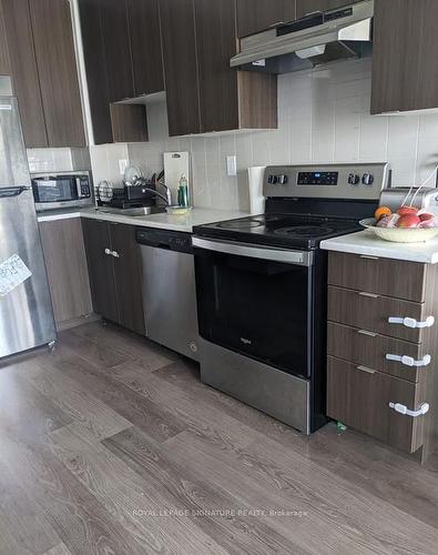 501-5131 Sheppard Ave E, Toronto, ON - Indoor Photo Showing Kitchen With Double Sink