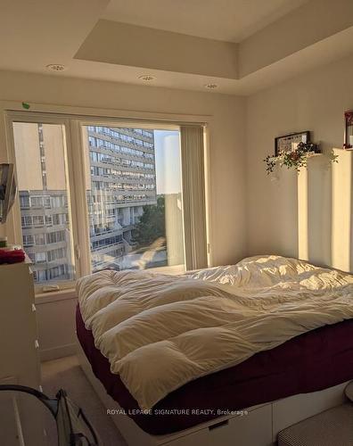 501-5131 Sheppard Ave E, Toronto, ON - Indoor Photo Showing Bedroom