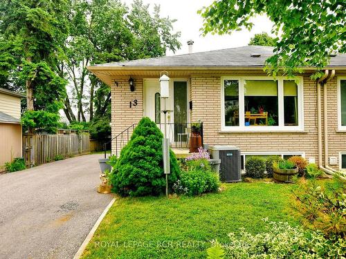 13 Mcdonald Dr, Aurora, ON - Outdoor