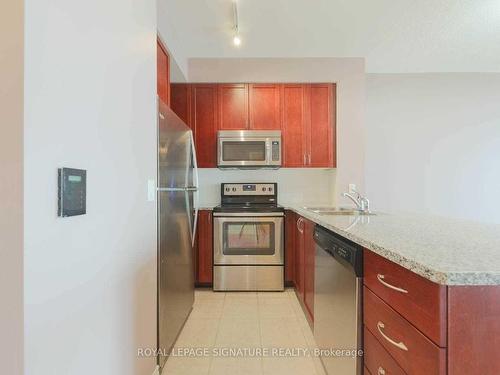 2207-339 Rathburn Rd W, Mississauga, ON - Indoor Photo Showing Kitchen With Stainless Steel Kitchen With Double Sink