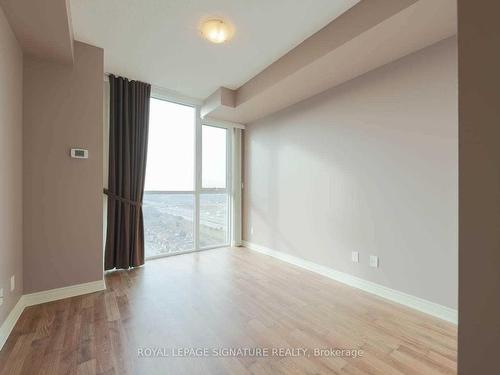 2207-339 Rathburn Rd W, Mississauga, ON - Indoor Photo Showing Other Room