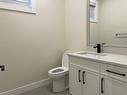 25-19950 Mccarthy Road, Lake Country, BC  - Indoor Photo Showing Bathroom 