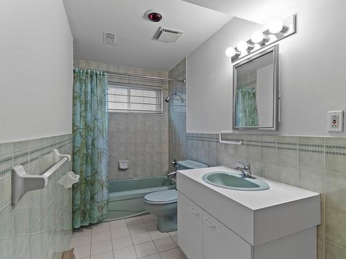 Salle de bains - 1265 Rue Tecumseh, Dollard-Des-Ormeaux, QC - Indoor Photo Showing Bathroom