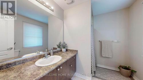 1346 Bardeau Street, Innisfil, ON - Indoor Photo Showing Bathroom