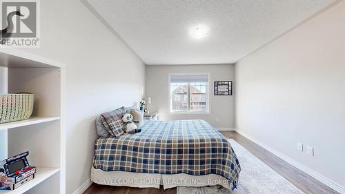 1346 Bardeau Street, Innisfil, ON - Indoor Photo Showing Bedroom