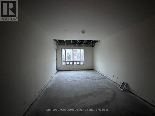 702 - 1 Cordoba Drive, Vaughan, ON - Indoor Photo Showing Other Room