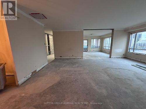 702 - 1 Cordoba Drive, Vaughan, ON - Indoor Photo Showing Other Room