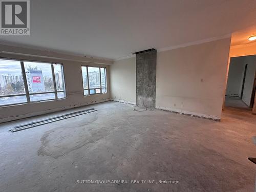 702 - 1 Cordoba Drive, Vaughan, ON - Indoor Photo Showing Other Room