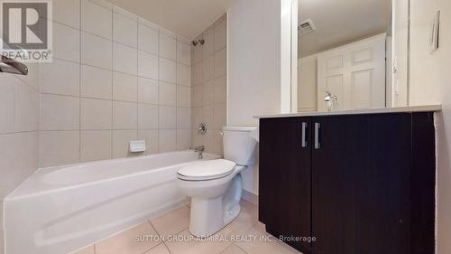 3007 - 736 Bay Street, Toronto, ON - Indoor Photo Showing Bathroom