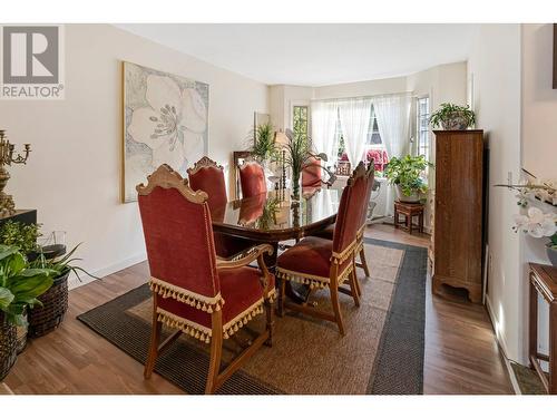 882 Toovey Road, Kelowna, BC - Indoor Photo Showing Dining Room