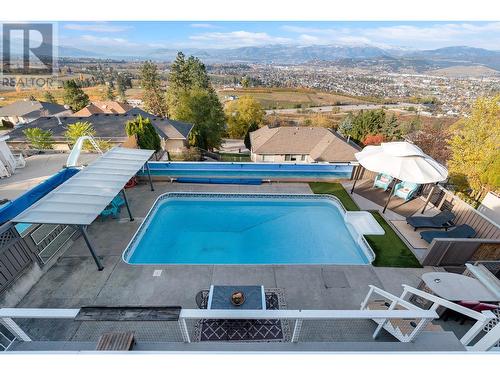 882 Toovey Road, Kelowna, BC - Outdoor With In Ground Pool