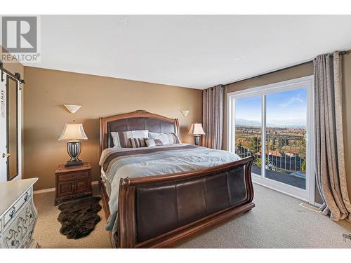 882 Toovey Road, Kelowna, BC - Indoor Photo Showing Bedroom