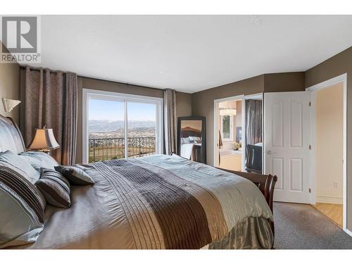 882 Toovey Road, Kelowna, BC - Indoor Photo Showing Bedroom