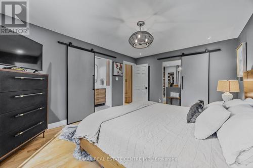 11 Brawton Drive, Caledon, ON - Indoor Photo Showing Bedroom