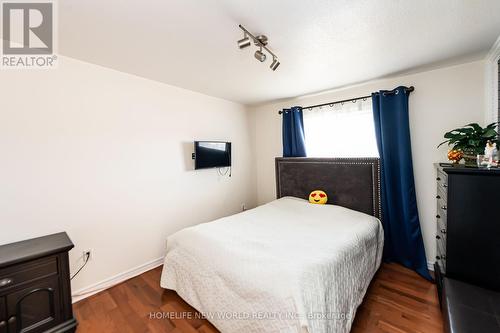 7 Lynbrook Lane, Welland, ON - Indoor Photo Showing Bedroom