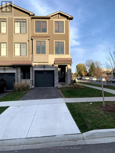 22 Hollywood Court, Cambridge, ON - Outdoor With Facade