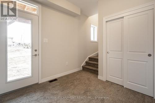 22 Hollywood Court, Cambridge, ON - Indoor Photo Showing Other Room