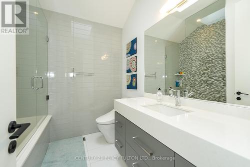 323 Douglas Avenue, Toronto, ON - Indoor Photo Showing Bathroom