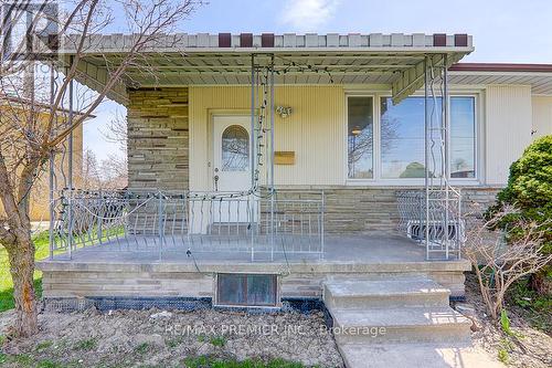 42 Wilmont Drive, Toronto, ON - Outdoor With Deck Patio Veranda