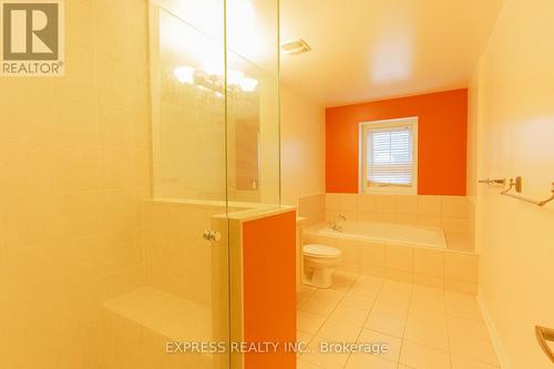 12 Routliffe Lane, Toronto, ON - Indoor Photo Showing Bathroom