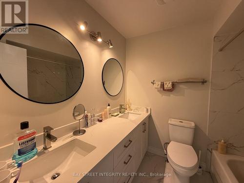 12 - 5205 Glen Erin Drive, Mississauga, ON - Indoor Photo Showing Bathroom