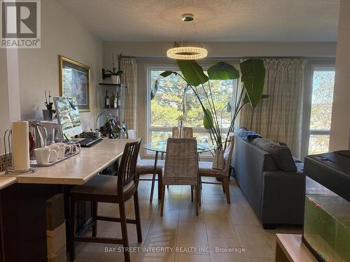 12 - 5205 Glen Erin Drive, Mississauga, ON - Indoor Photo Showing Dining Room