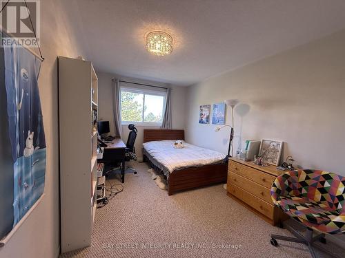 12 - 5205 Glen Erin Drive, Mississauga, ON - Indoor Photo Showing Bedroom