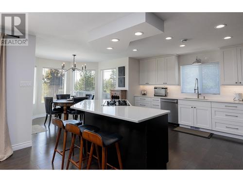 3514 Gordon Drive, Terrace, BC - Indoor Photo Showing Kitchen With Upgraded Kitchen