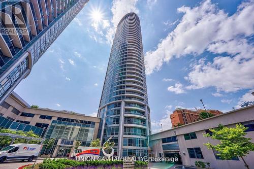 810 - 125 Village Green Square, Toronto, ON - Outdoor With Facade