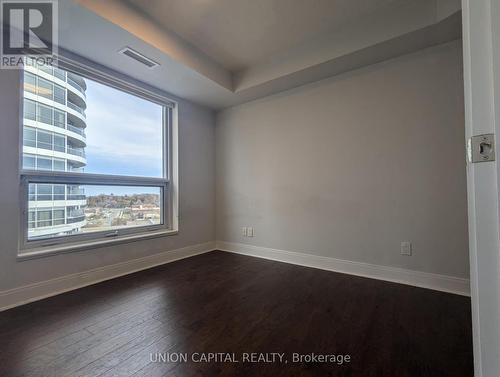 810 - 125 Village Green Square, Toronto, ON - Indoor Photo Showing Other Room