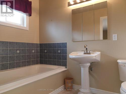 178 Wildwood Trail, Barrie, ON - Indoor Photo Showing Bathroom