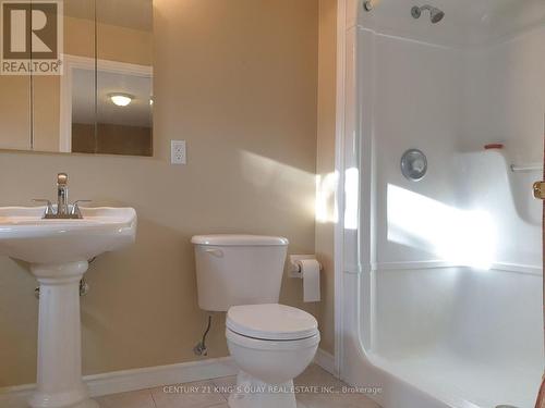 178 Wildwood Trail, Barrie, ON - Indoor Photo Showing Bathroom