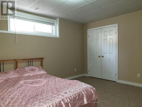 178 Wildwood Trail, Barrie, ON - Indoor Photo Showing Bedroom