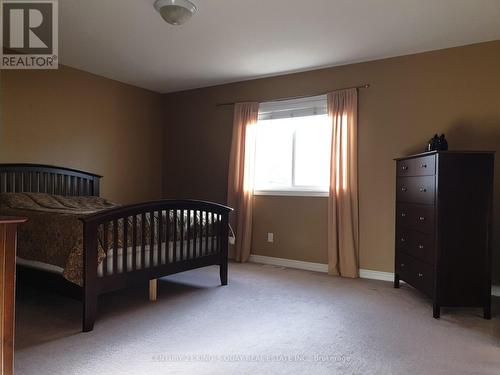 178 Wildwood Trail, Barrie, ON - Indoor Photo Showing Bedroom