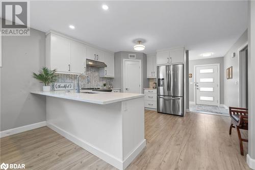 40 Lehtinen Crescent, Belleville, ON - Indoor Photo Showing Kitchen With Upgraded Kitchen