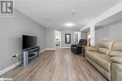 40 Lehtinen Crescent, Belleville, ON - Indoor Photo Showing Living Room