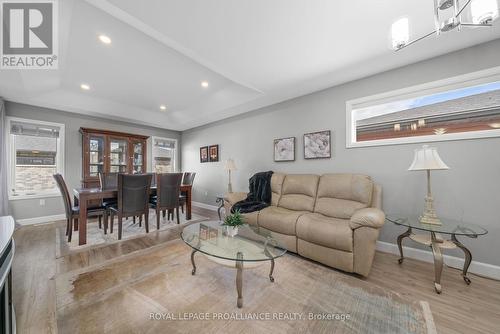 40 Lehtinen Crescent, Belleville, ON - Indoor Photo Showing Living Room