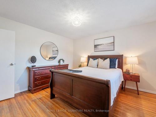 781 Hillcrest Rd, Pickering, ON - Indoor Photo Showing Bedroom