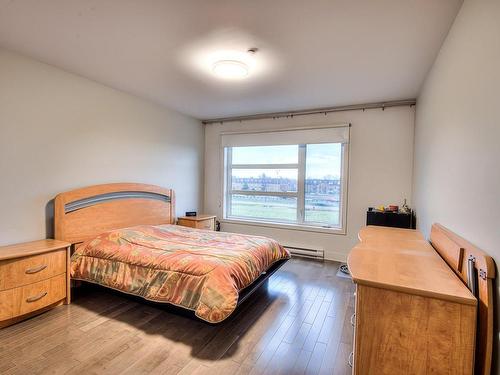 Master bedroom - 304-116 Rue Dubois, Saint-Eustache, QC - Indoor Photo Showing Bedroom