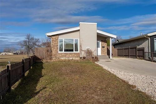 832 Bairdmore Blvd, Winnipeg, MB 