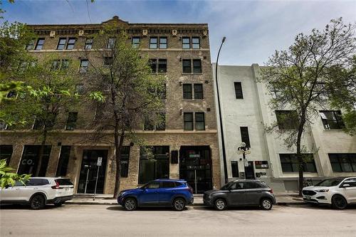 215-139 Market Ave, Winnipeg, MB 