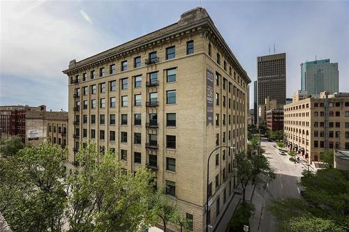 215-139 Market Ave, Winnipeg, MB 