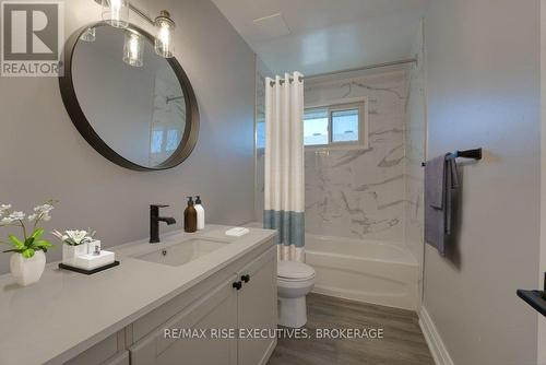 1 - 19 Baker Street, Kingston, ON - Indoor Photo Showing Bathroom